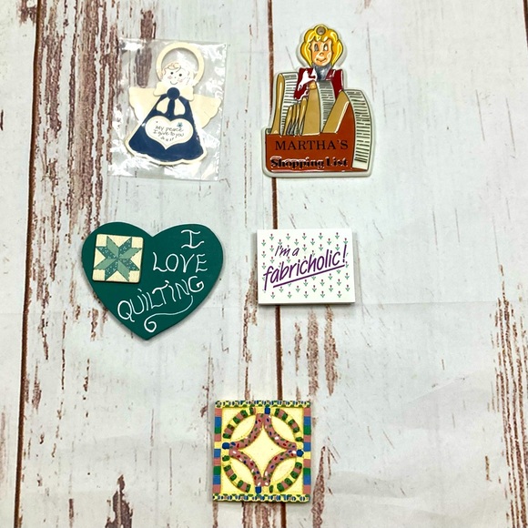 Vintage Refrigerator Magnets Miniature Bundle Of 4 - Picture 1 of 7